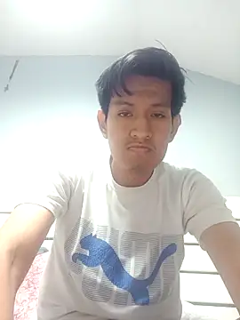 Alexss98 online show from May 3, 2026, 1:22 am