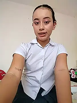 Snapshot of L0lita_Emi12 chatting on June 11, 2026, 3:21 pm L0lita Emi12 online show from June 11, 2026, 3:21 pm