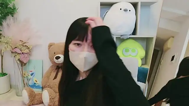 HIKARI o0 online show from May 11, 2026, 1:55 am