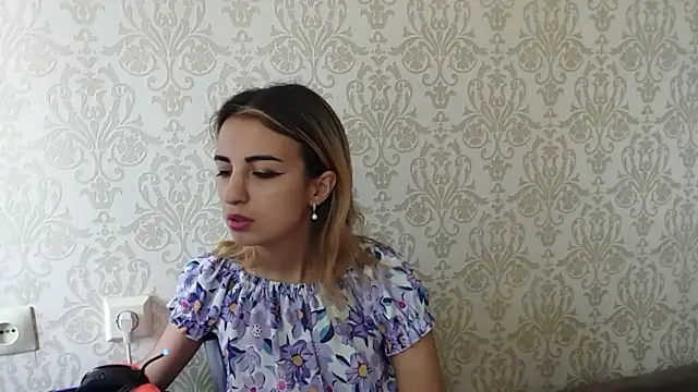 Snapshot of By_Mira chatting on July 20, 2026, 7:11 am By Mira online show from July 20, 2026, 7:11 am