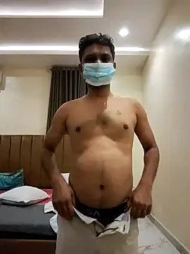 santhoshkannadaboy online show from May 9, 2026, 10:37 pm
