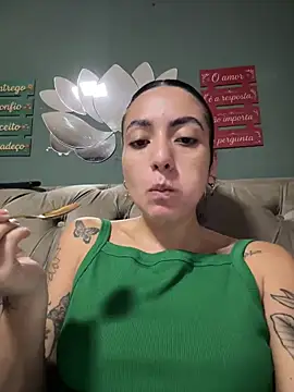 Snapshot of MartinadeCaxias chatting on May 21, 2026, 2:13 pm MartinadeCaxias online show from May 21, 2026, 2:13 pm