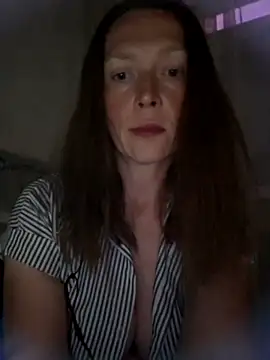 MillaSmileX online show from May 14, 2026, 5:31 pm