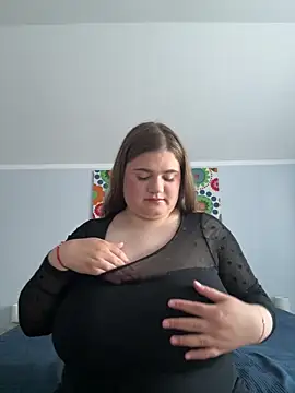 BustyPonyTease online show from May 5, 2026, 4:37 pm