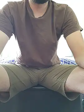 Behindobjects online show from May 19, 2026, 7:42 pm