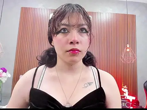 Snapshot of Cybercore_Shy chatting on May 12, 2026, 11:40 am Cybercore Shy online show from May 12, 2026, 11:40 am