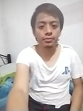 Snapshot of cocodrilo213 chatting on May 31, 2026, 6:21 am cocodrilo213 online show from May 31, 2026, 6:21 am
