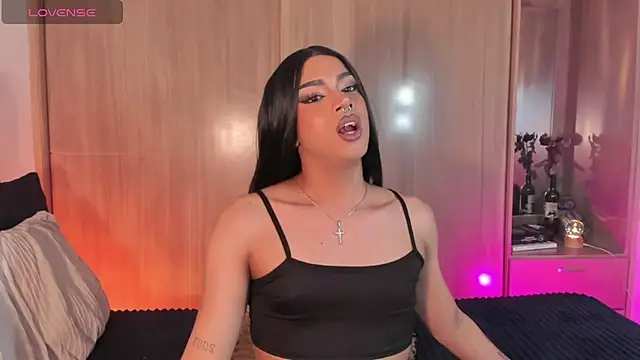 Snapshot of vampy__c1nna chatting on May 8, 2026, 8:25 pm vampy c1nna online show from May 8, 2026, 8:25 pm