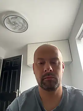 NakedAndrewHot online show from June 3, 2026, 8:28 am