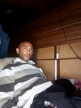 Camodick online show from December 5, 2025, 2:53 am