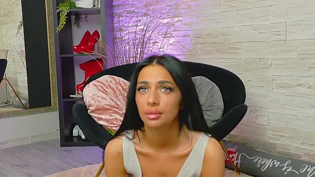 Snapshot of VanessaVosss chatting on May 12, 2026, 4:48 pm VanessaVosss online show from May 12, 2026, 4:48 pm