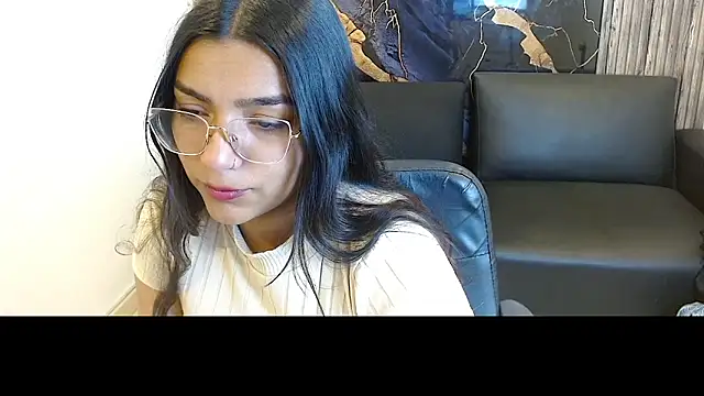 eva luna2020 online show from May 20, 2026, 1:39 pm