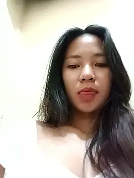 Trecia14 online show from May 9, 2026, 3:45 am