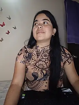Snapshot of MiiaHott_W chatting on July 8, 2026, 2:32 pm MiiaHott W online show from July 8, 2026, 2:32 pm