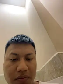 Snapshot of alejandro_hottts chatting on May 22, 2026, 12:29 am alejandro hottts online show from May 22, 2026, 12:29 am
