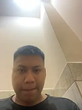 Snapshot of alejandro_hottts chatting on May 25, 2026, 4:07 am alejandro hottts online show from May 25, 2026, 4:07 am