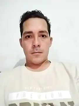 Snapshot of Logan_Daviid34 chatting on May 9, 2026, 7:13 am Logan Daviid34 online show from May 9, 2026, 7:13 am
