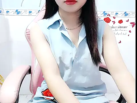 Snapshot of Emilysexy_cut chatting on June 28, 2026, 4:29 am Emilysexy cut online show from June 28, 2026, 4:29 am
