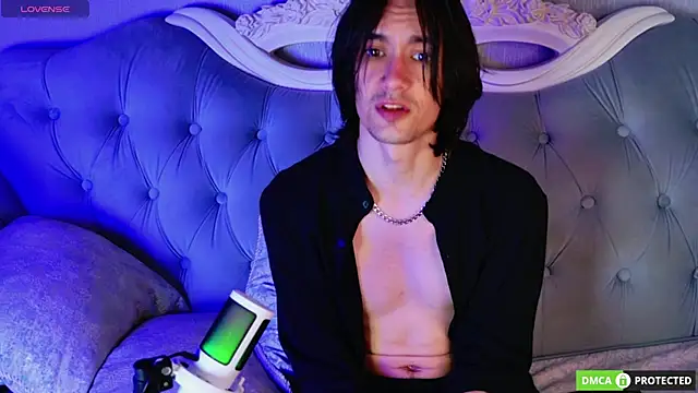 CalvinChapman online show from June 14, 2026, 2:24 am