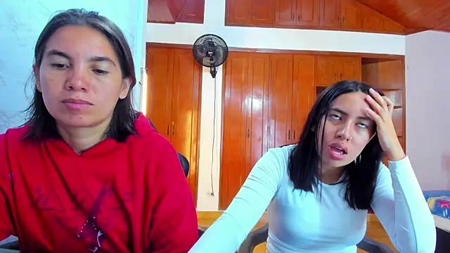 Soffy and Emily online show from June 24, 2026, 12:59 pm