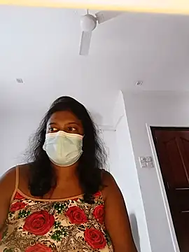 Xbees CT online show from June 12, 2026, 5:17 am