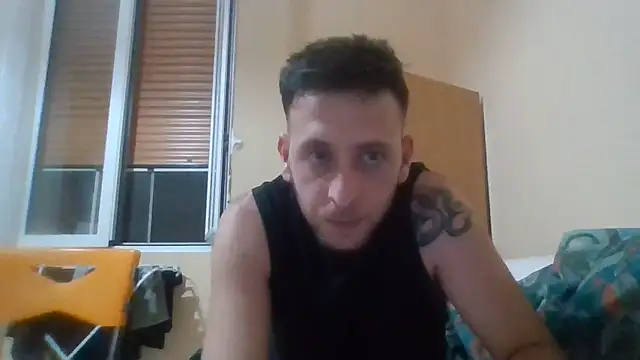 VincentZe99 online show from June 27, 2026, 2:38 am