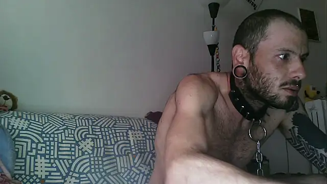 Snapshot of imponenteZeus chatting on May 14, 2026, 1:18 pm imponenteZeus online show from May 14, 2026, 1:18 pm