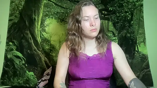 mo0ngoddess online show from July 7, 2026, 6:47 am