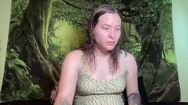 mo0ngoddess online show from July 10, 2026, 2:16 am
