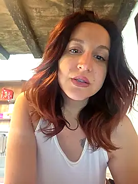 Snapshot of Nicolevellori chatting on May 11, 2026, 7:36 am Nicolevellori online show from May 11, 2026, 7:36 am