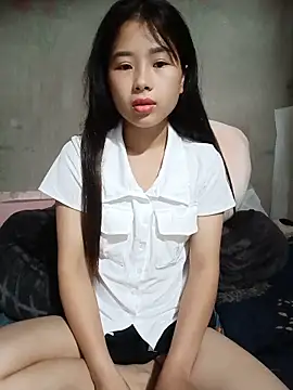 Snapshot of Kirix_adra chatting on June 20, 2026, 10:12 pm Kirix adra online show from June 20, 2026, 10:12 pm