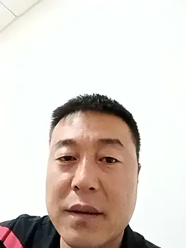 qwertyuiop0911 online show from May 13, 2026, 2:53 am