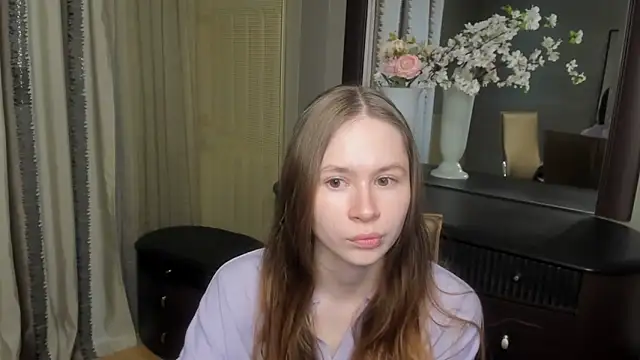 KerenKhoun online show from May 13, 2026, 12:57 pm