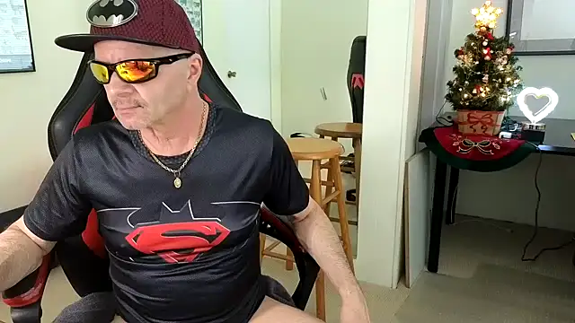 Snapshot of hotdadbod chatting on December 13, 2024, 9:20 pm hotdadbod online show from December 13, 2024, 9:20 pm