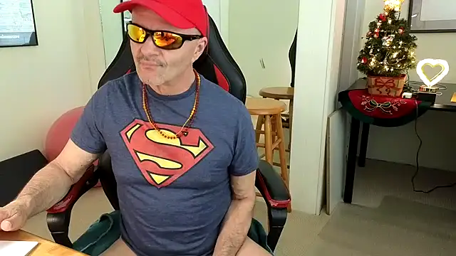 Snapshot of hotdadbod chatting on December 18, 2024, 9:18 pm hotdadbod online show from December 18, 2024, 9:18 pm