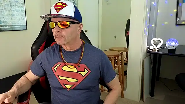 Snapshot of hotdadbod chatting on January 13, 2025, 9:20 pm hotdadbod online show from January 13, 2025, 9:20 pm