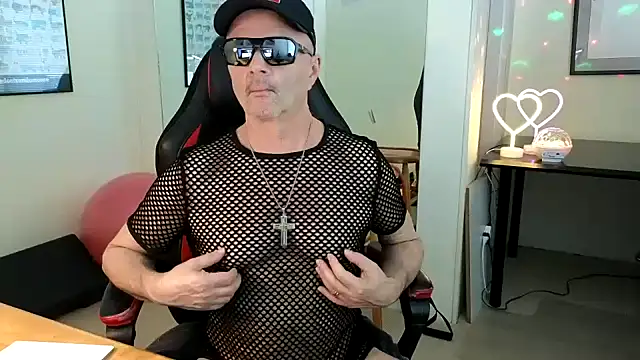 Snapshot of hotdadbod chatting on February 10, 2025, 9:25 pm hotdadbod online show from February 10, 2025, 9:25 pm