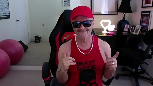 Snapshot of hotdadbod chatting on February 26, 2025, 9:48 pm hotdadbod online show from February 26, 2025, 9:48 pm