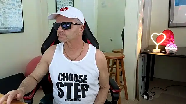 Snapshot of hotdadbod chatting on March 3, 2025, 9:26 pm hotdadbod online show from March 3, 2025, 9:26 pm