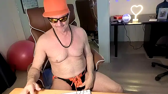 hotdadbod online show from January 5, 2026, 9:40 pm