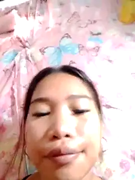 Snapshot of hottie_zaira chatting on May 14, 2026, 2:29 am hottie zaira online show from May 14, 2026, 2:29 am