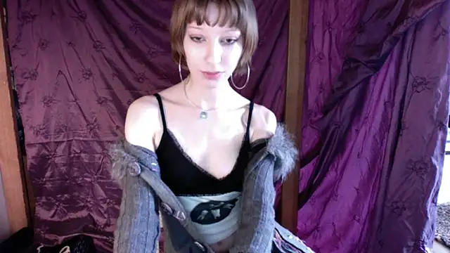Snapshot of AlexaWetDream chatting on May 13, 2026, 12:46 pm AlexaWetDream online show from May 13, 2026, 12:46 pm
