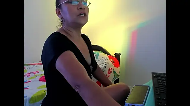 Snapshot of Ms_Amada chatting on May 21, 2026, 9:11 pm Ms Amada online show from May 21, 2026, 9:11 pm