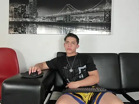Snapshot of rocco_gym chatting on June 29, 2026, 7:36 pm rocco gym online show from June 29, 2026, 7:36 pm