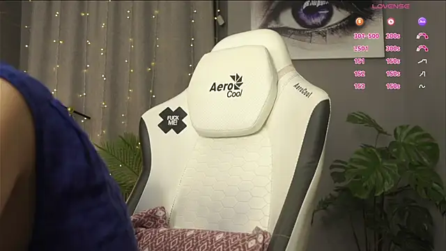 Megany online show from October 25, 2025, 1:24 am