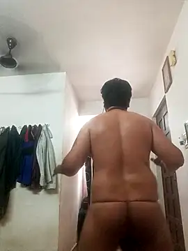 naturist786 online show from May 18, 2026, 4:07 am
