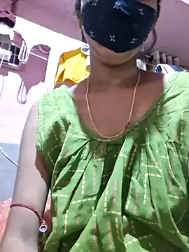 diyadey25012 online show from May 19, 2026, 1:39 pm