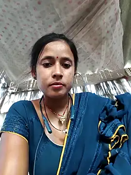 Snapshot of Loveruhi chatting on May 23, 2026, 11:25 am Loveruhi online show from May 23, 2026, 11:25 am