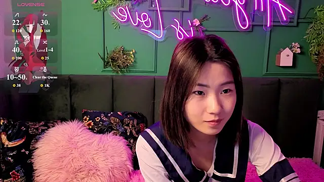 Runi Asian online show from June 30, 2026, 1:28 am