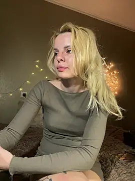 MissAnabel  online show from May 28, 2026, 6:27 pm